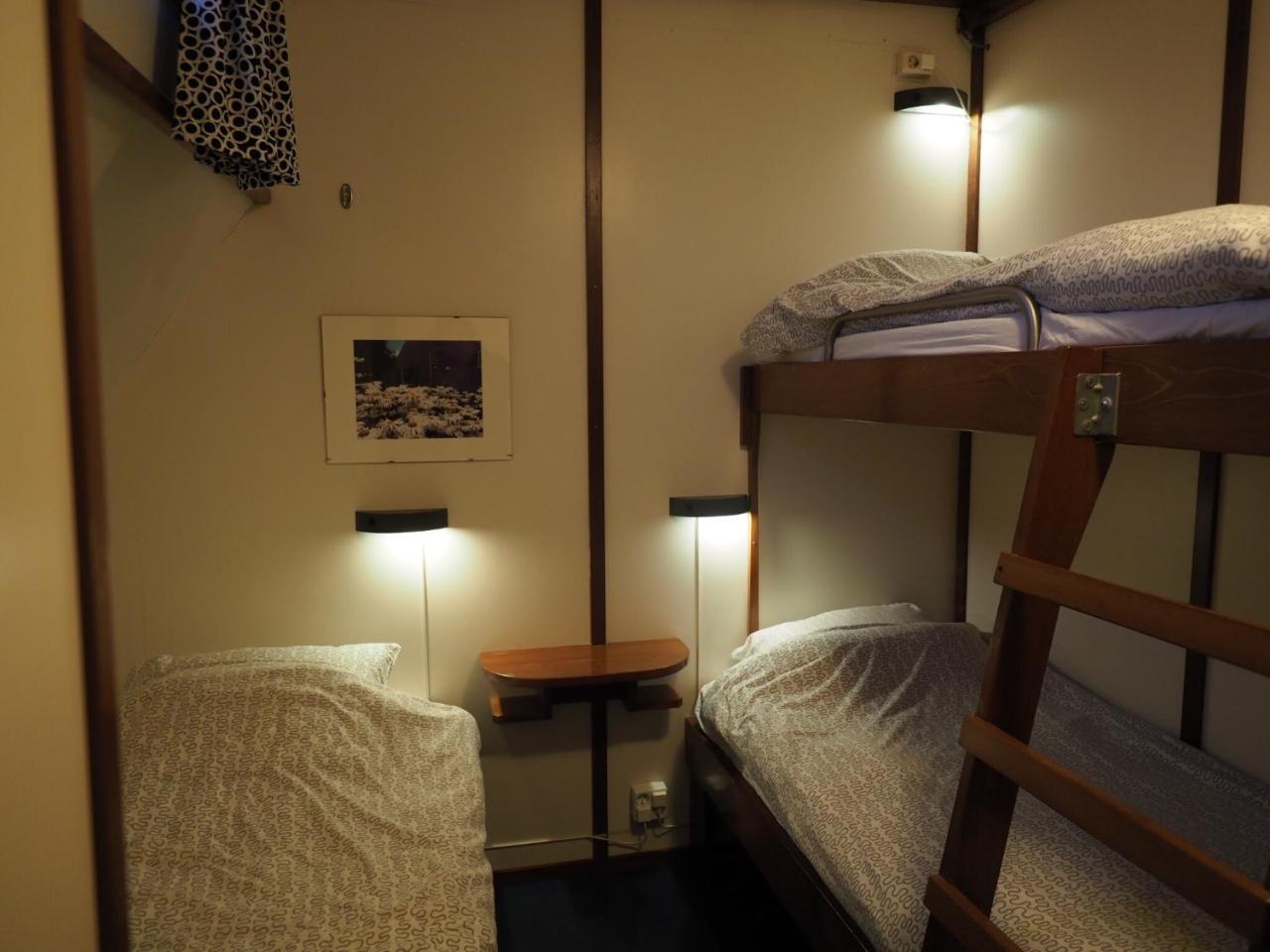 Hotelboot Sarah Amsterdam Buitenkant foto